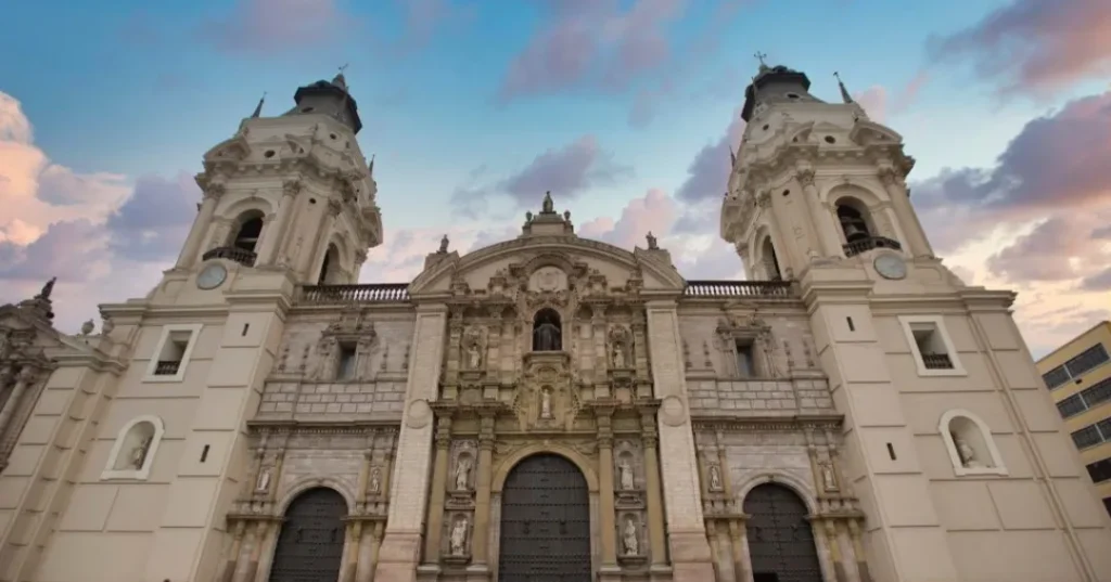 Basílica Catedral de Lima