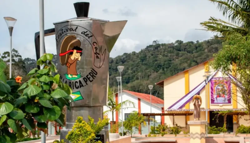 Plaza de Armas de Villa Rica