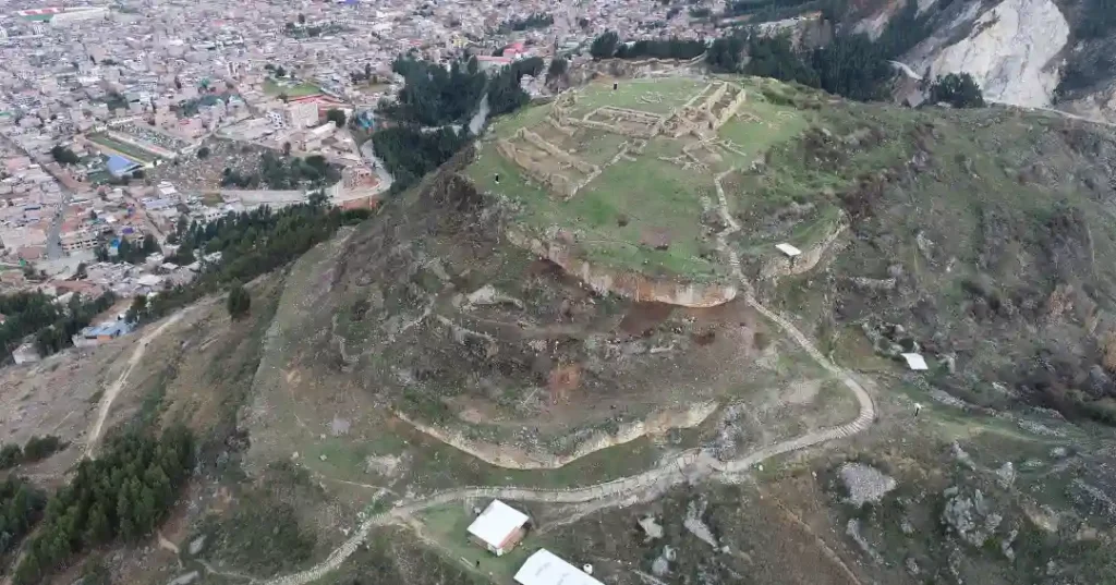 investigación arqueológica en Cerro Miraflores